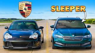 Кто победит в заезде: Porsche 911 Turbo S против SLEEPER Skoda Superb?