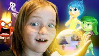 NiKO LOVES the iNSiDE OUT 2 Quiz!!! Can Niko Adley & Dad guess all the HARD Characters in Roblox?