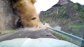 10 Devastating Rockfalls & Landslides Caught on Camera