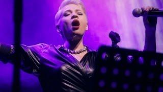 Jukebox Trio feat.Tina Kuznetsova  "Alone in the Dark" (live)