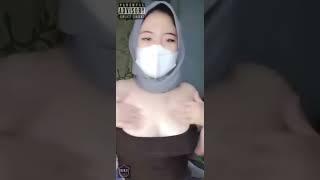 bigo live jilbab cantik, berani buka putih dan mulus! buruan tonton sebelum dihapus!