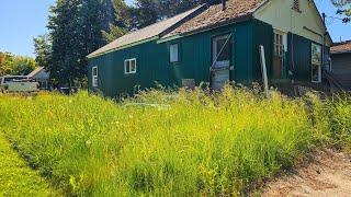 Man Doing "No Mow May" Spreads INVASIVE WEEDS Into His Neighbors YARDS