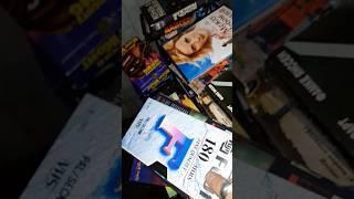 VHS-кассеты - классный товар️СМОТРЯ ГДЕ ПРОДАВАТЬ только🃏Археология московских помоек в Свиблово