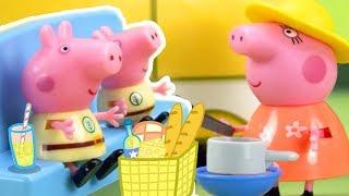 Peppa Pig Stop Motion: Peppa Pig's Surprise Holiday