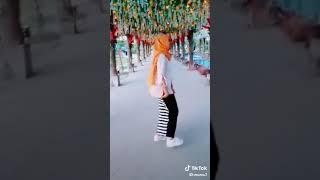 Hijab orange