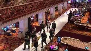 SWAT team enters Tropicana after Las Vegas Strip shooting