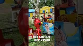 Naik Kereta, Bisa Bikin Bahagia? Kok bisa????