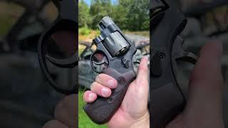 Smith & Wesson 327 FPV