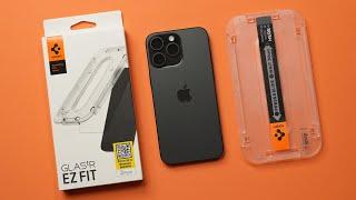 iPhone 15 Pro Max Spigen Tempered Glas.tR EZ Fit Screen Protector! EASILY THE BEST!