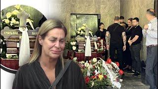 Milena Kačavenda uplakana stigla na pokop svoje majke