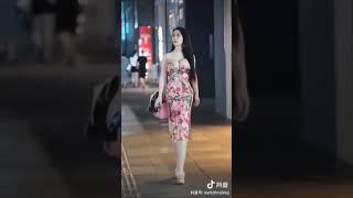 Trending tiktok/ street fashion/ bouncing boobs