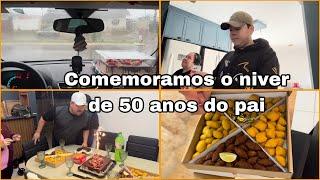 Comemorando os 50 anos do pai + Trabalhando com a minha mãe.