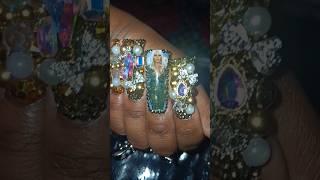 DUCK NAIL LIL KIM #sassyfiercedivaglamboutiquellc #rozelitzpressonnails #blingedout #fashion