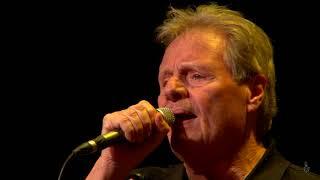 Delbert McClinton - Two More Bottles Of Wine  (Live on eTown)