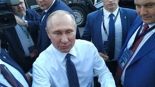 PUTIN CAME TO PEOPLE. the FSB works well.The motorcade of President Vladimir Putin