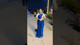 Hot South Indian telugu desi aunty dances in saree showing her white navel and curves with her moves