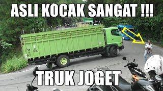 NGAKAK PARAH !!! Truk Joget di Sitinjau Lauik