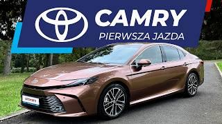 Toyota Camry 2024 to sedan, którego pożądają Polacy! | Pierwsza jazda OTOMOTO News | OML