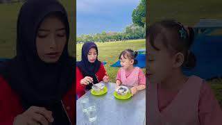 Elsha Ambil Makanan Mamah #shorts #video #comedy #trending - Elsha Family