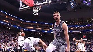 Domantas Sabonis is a Versatile Center !