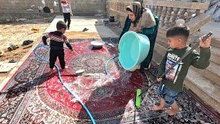 In the final days of the year, Iranian carpet washing and home cleaning is one of the top priorities