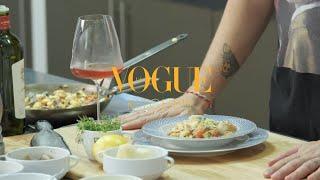 Vogue Kitchen: шеф-повар Вова Ташаев готовит ньокки с креветками