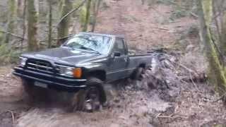 1984 Toyota pickup mud bogging