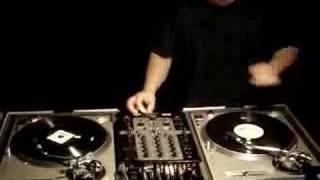 Kid Koala - Drunk Trumpet (Live in San Antonio)