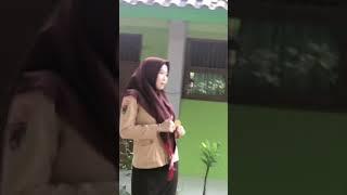 VIRAL tiktok hijab SMA gunung gede pakai baju Pramuka | dj remix kisah kasih sayang