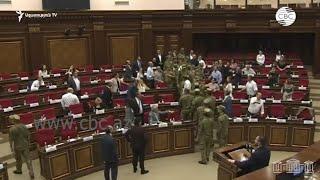 Конфликт в парламенте Армении