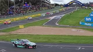 Bathurst 1000 warm up lap with all cars in tact before crashing 2022.