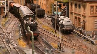 One of the most beautiful British model railway micro layouts of British Railways (GWR) in OO scale