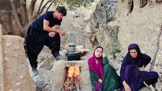 Displaced people of love: the story of Ali Agha and Maryam on the slopes of the mountains