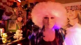 Katy Perry CALIFORNIA GURLS Parody by LAAM: The Laam en Table Show ! ! !