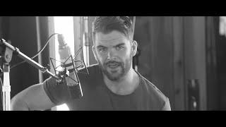 Dylan Scott - Give Me More (Stripped)
