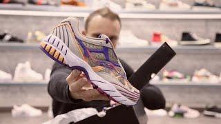 Unboxing Sneakers White Mountaineering x Saucony Grid Web Tan S70532 2 | Freesneak Shop