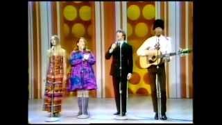 Mamas &  Papas - California Dreaming