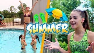 10 Things Cheerleaders do in the Summer!