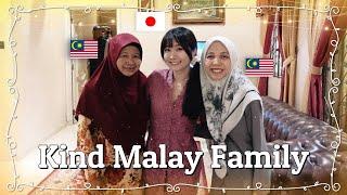 ~ Malaysian Hospitality ~ This Malay Family Welcomed Me Warmly ...