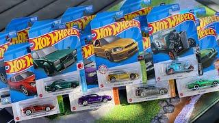 Opening ALL the 2022 Hot Wheels Super Treasure Hunts and comparing to 2021