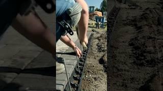 Top 3 Options for Paving Stone Driveway Edge Restraints