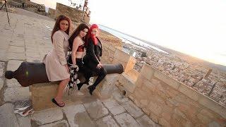 Santa Barbra Castle with Valis,, Ava & Fallon | LatexFashionTV