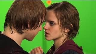 Kiss Rupert Grint and Emma Watson