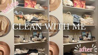 major closet clean out! keep or toss? organizing and decluttering