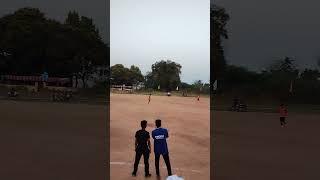 Royal Brothers United Football Club Tournament @ Katpadi | Football  match | Sema Nachunu Irukku