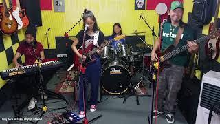 WHEN SHE CRIES_(cover)_FATHER & KIDS JAMMING @FRANZRhythm channel