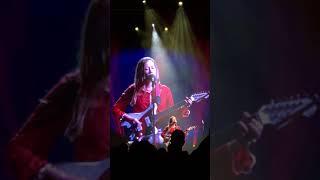 Julia Jacklin sings "Comfort" at Lana Del Rey in Denver