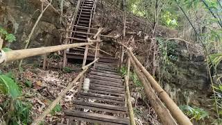 MONKEY TRAIL SECOND SET OF STEPS DOWN TO PAI PLONG BEACH