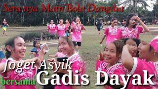 heboh ketika gadis dayak mengoyang bola dangdut