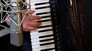 RÜDIGER SCHMIDT - First takes with my new accordion POETA PIUMA by VICTORIA ACCORDIONS